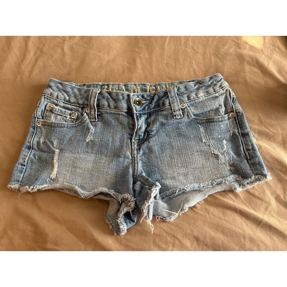 ZD Premium distressed jean Shorts size 5 - Picture 1 of 5
